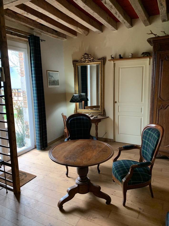 Gîte pour 4 personnes, avec terrasse ainsi que jardin et jacuzzi