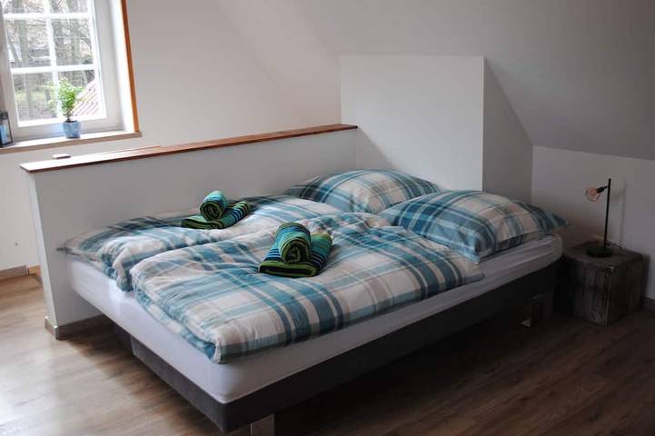 Ganze Wohnung, Urlaub auf dem Land - moderne Ferienwohnung \"An der Gramme\" in Niederzimmern in Niederzimmern, Weimarer Land