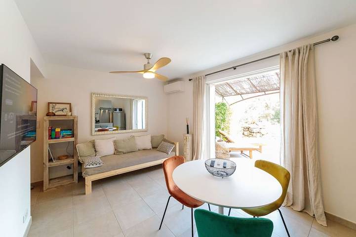 Gîte pour 4 personnes, avec jacuzzi et jardin ainsi que terrasse et piscine à Trans-en-Provence - 4