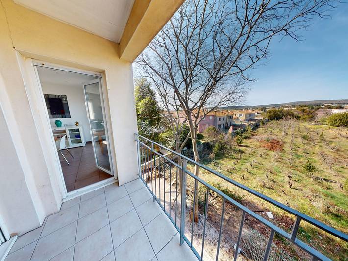 Ferienwohnung für 4 Personen, mit Balkon und Terrasse sowie Ausblick in Frontignan