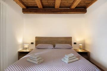 Gîte pour 5 personnes, avec balcon à Aoste