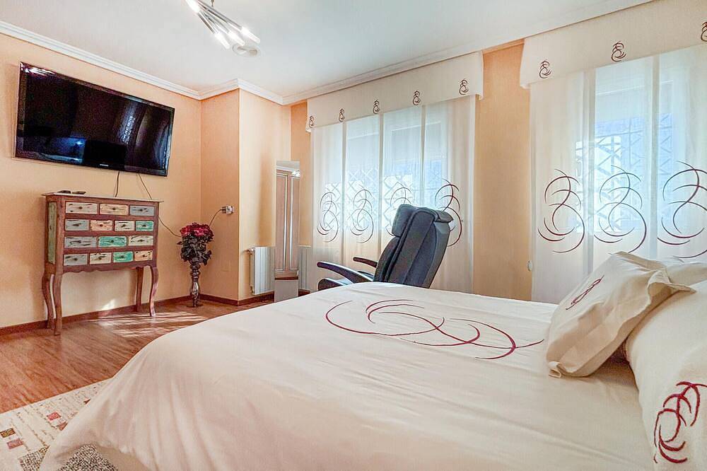 Nice home in fuente álamo with Wifi in Golf Resorts Murcia, Fuente Álamo de Murcia