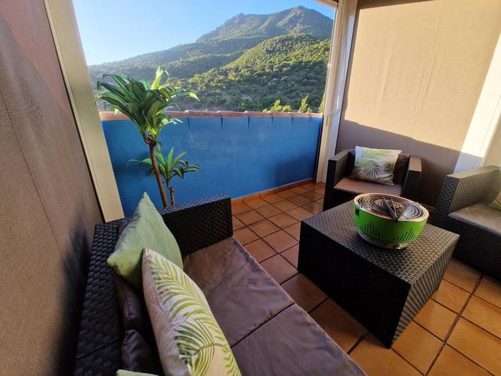 Apartamento de vacaciones para 6 personas, con piscina además de vistas y balcón - 1