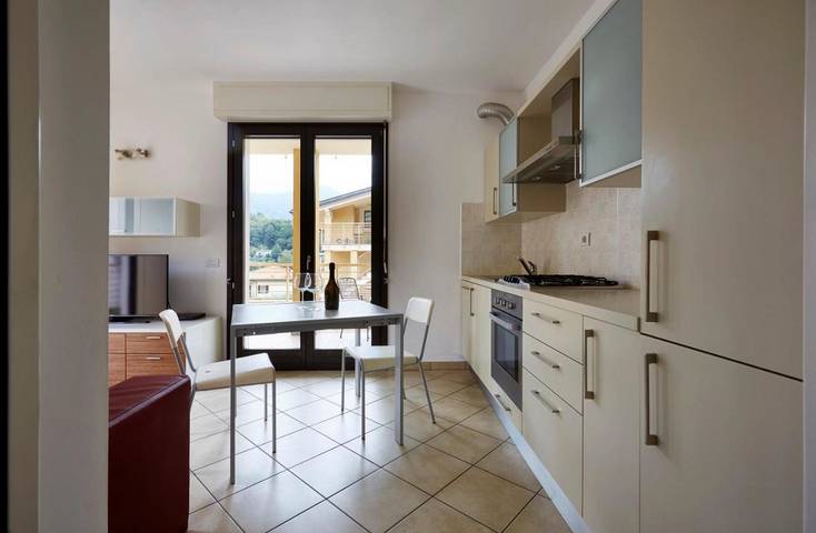 Gîte pour 2 personnes, avec piscine et vue ainsi que balcon et vue sur le lac à Lenno - 4