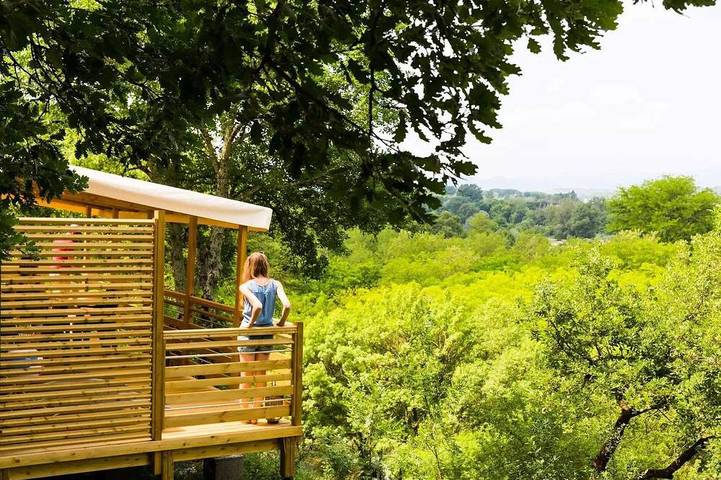 Camping für 6 Personen, mit Terrasse und Whirlpool sowie Pool in Ruoms