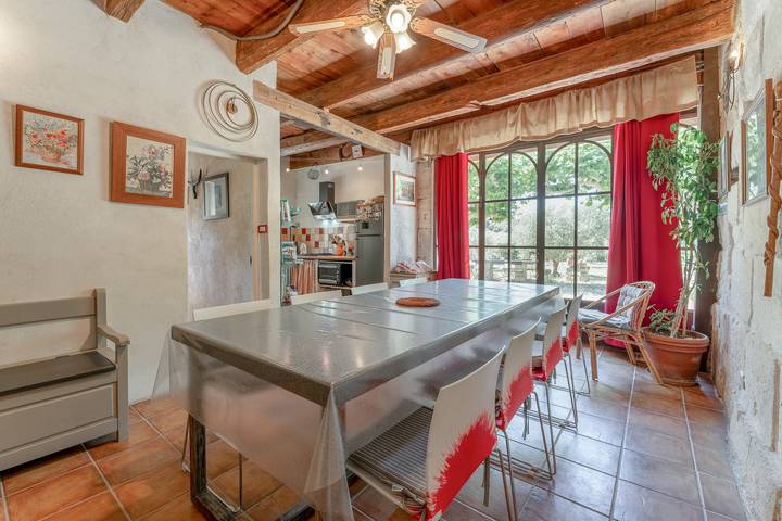 Location de vacances pour 6 personnes, avec jardin, animaux acceptés à Les Baux-de-Provence - 4