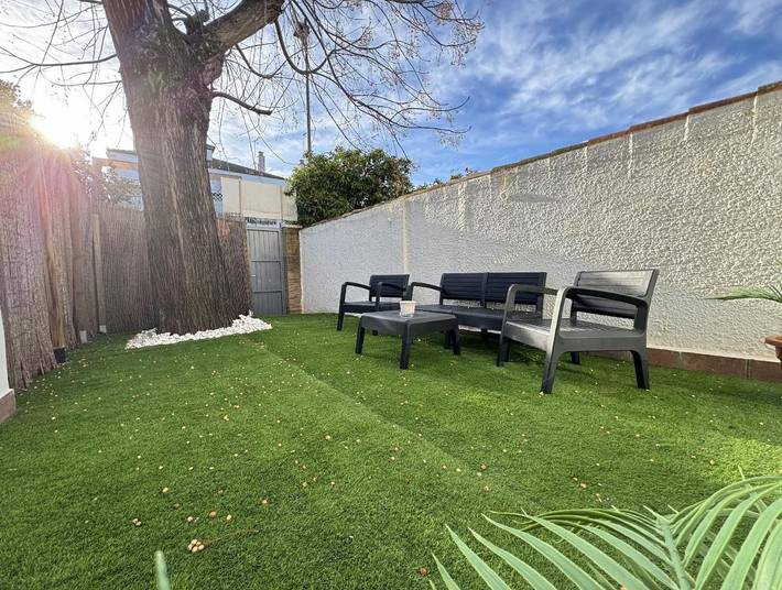 Apartamento de vacaciones para 4 personas, con piscina y jacuzzi además de jardín y sauna - 1