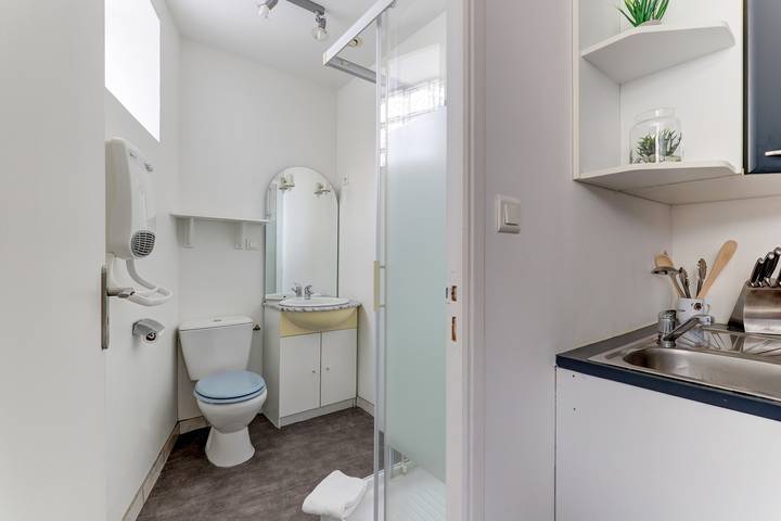 Gîte pour 2 personnes dans Thermes De Neris Les Bains Neris Les Bains - 4