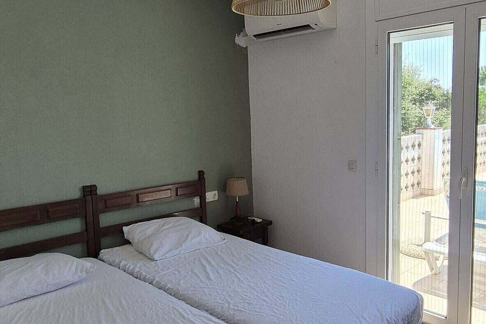 Ref. Zar12 - Confortable Villa Con Piscina Y Vistas Al Mar in El Mas Fumats, Roses