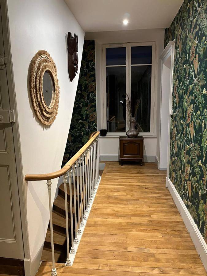 Appartement de vacances entier, Double Room with Garden View in Nogent, Haute-Marne