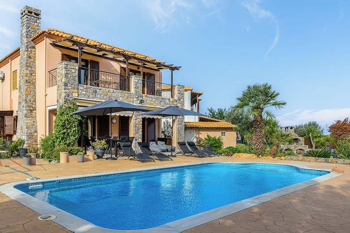 Villa pour 8 personnes, avec balcon