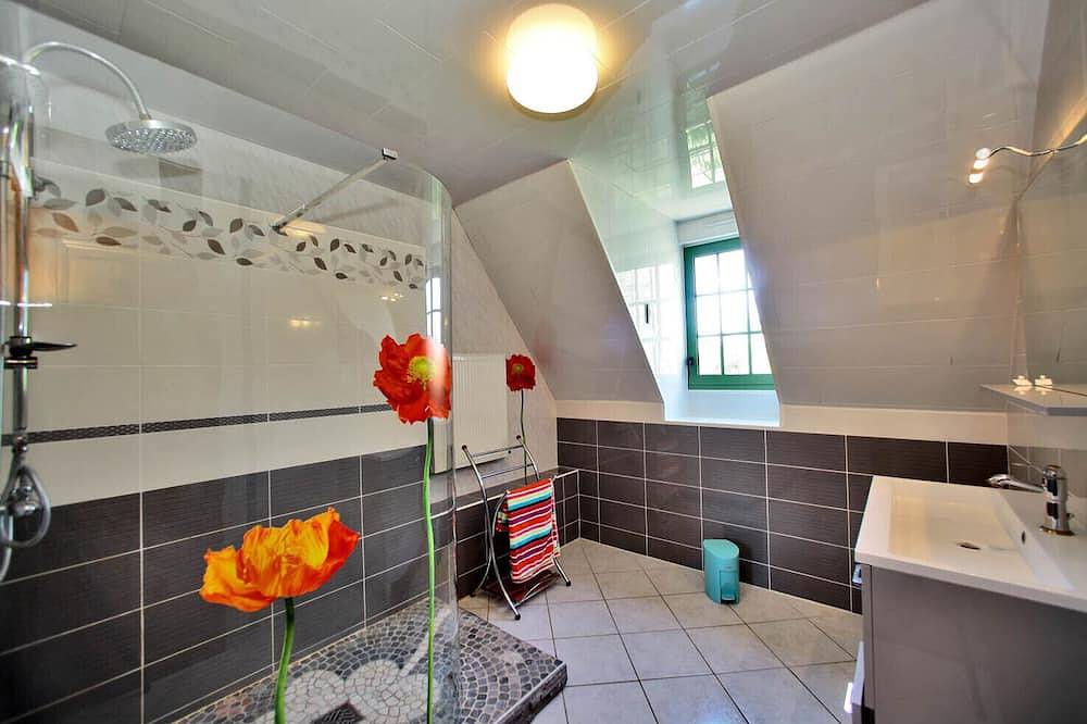 Les Lavandes Gîte 5 personnes piscine jardin à la campagne proche de Sarlat in Prats-de-Carlux, Périgord Noir