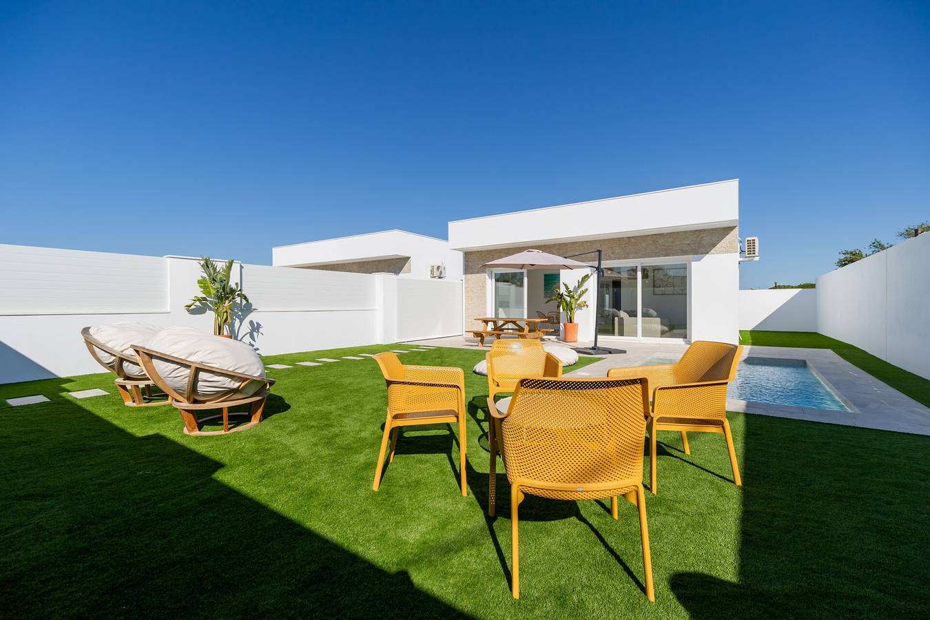 Villa 'Sanchez' avec piscine privée, Wi-Fi et climatisation in Chiclana de la Frontera, Costa de la Luz