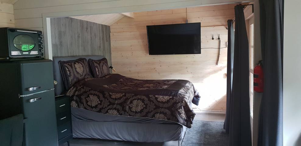 Studio entier, Tiny House 'Weißenthalsmühle Birkenhäuschen' avec terrasse privée in Niedenstein, Arrondissement de Schwalm-Eder