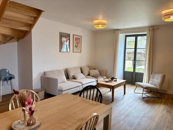 Location de vacances pour 5 personnes, avec Terrasse et Jardin à Corseul