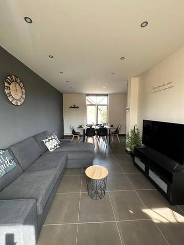 Gîte pour 5 personnes, avec terrasse ainsi que jardin et vue dans Houthem