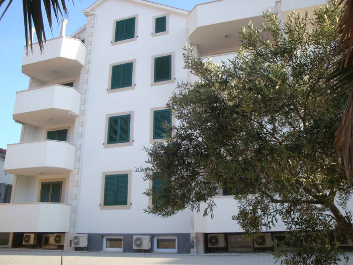 Appartamento intero, Appartamento di due stanze con balcone e vista mare San Pietro di Brazza - Supetar, Brazza - Brač -a in San Pietro di Brazza, Brac