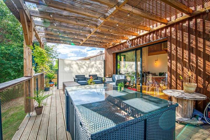 Gîte pour 2 personnes, avec Balcon et Jacuzzi ainsi que Terrasse et Jardin à Coulounieix-Chamiers - 4