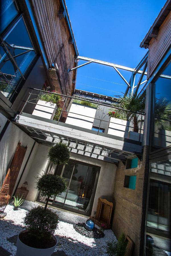 Chambre d’hôte pour 2 personnes, avec piscine et terrasse ainsi que jacuzzi et sauna à Avignon - 2