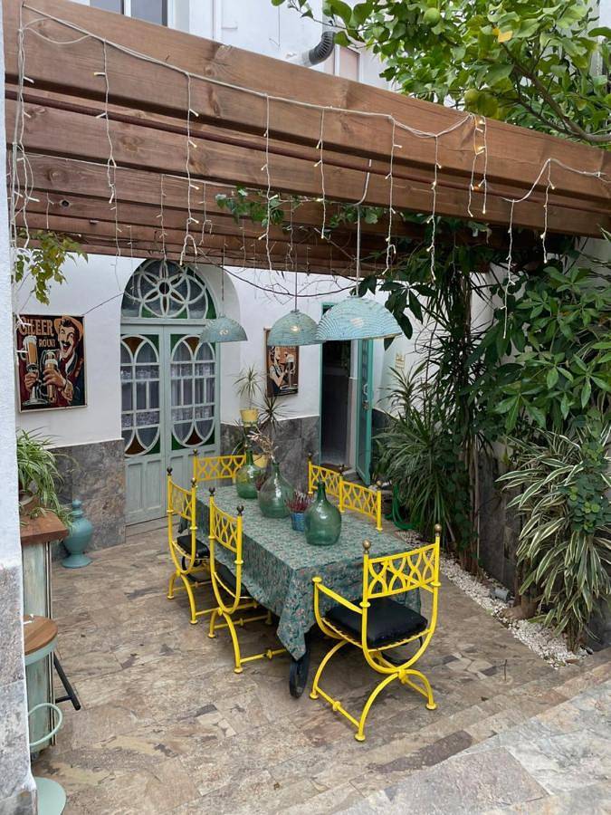 Four-Bedroom House in Beas , Provincia de Huelva