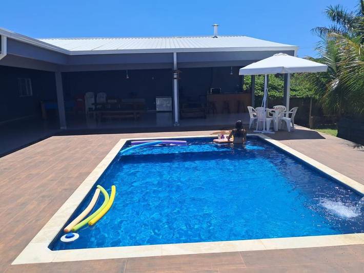 Casas e apartamentos de temporada para 20 pessoas, com vista e piscina e ainda jardim, adaptado a crianças em Boituva