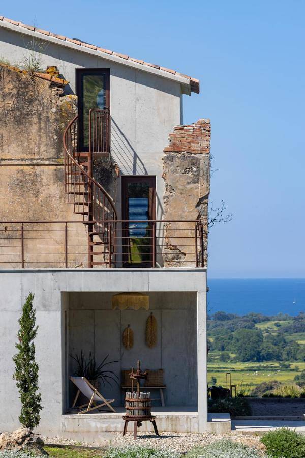 Location de vacances pour 6 personnes, avec jardin ainsi que piscine et jacuzzi à Fozzano - 4