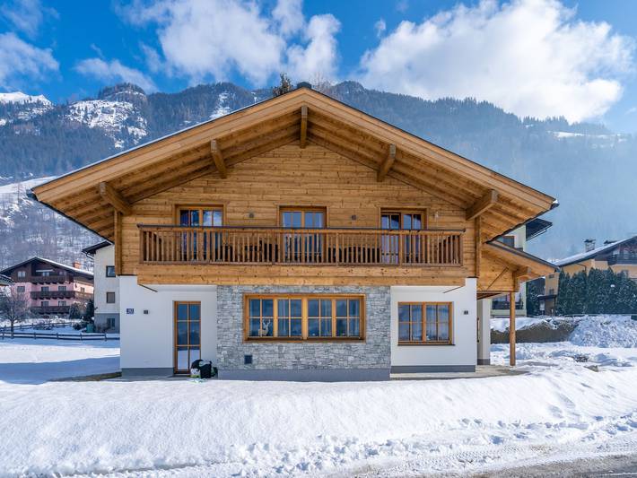 Villa für 10 Personen, mit Balkon und Terrasse sowie Garten und Sauna in Bad Hofgastein