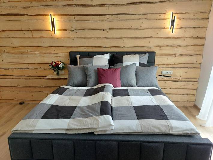 Ferienwohnung für 4 Personen, mit Balkon und Terrasse sowie Ausblick