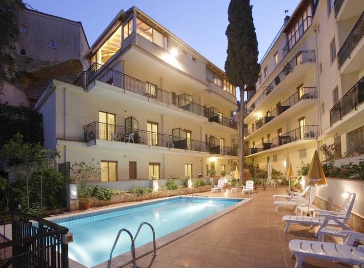 Hôtel pour 2 personnes, avec jardin et piscine