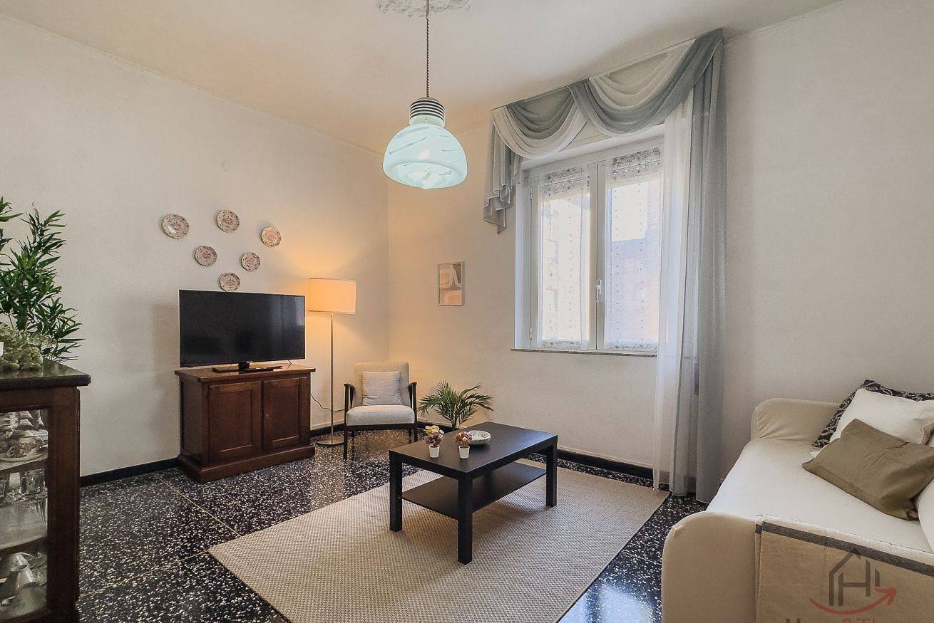 Ganze Wohnung, [Free Garage] Strände 5Min • A/C • Smart Tv in Albisola Capo, Albisola Superiore