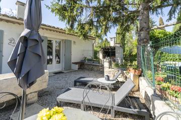 Gîte pour 4 personnes, avec jardin, animaux acceptés à Saint-Rémy-de-Provence