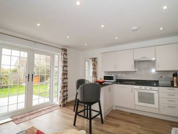 Cottage for 2 People in Lympsham, Somerset, Photo 4