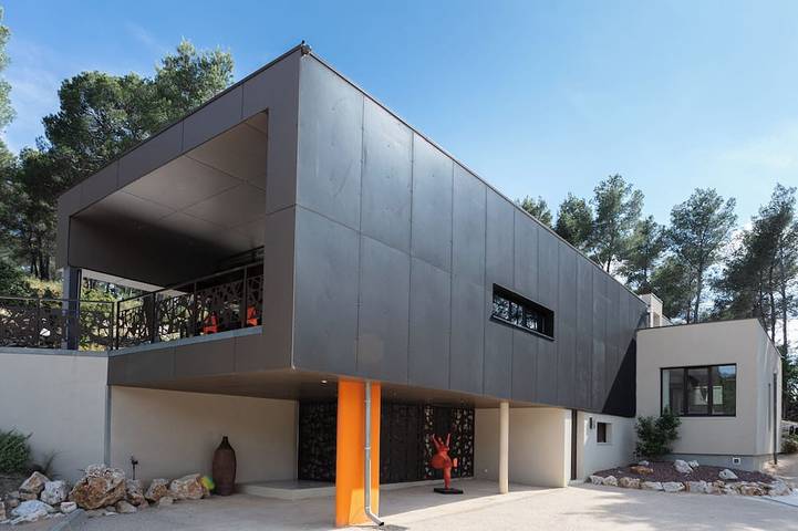 Chalet para 10 personas, con jacuzzi además de terraza y jardín, Se admiten mascotas - 1