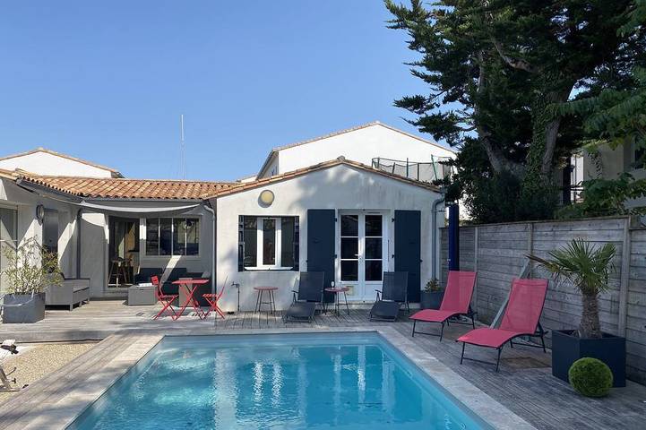 Vacation rental for 7 people, with terrace in Ile de Re
