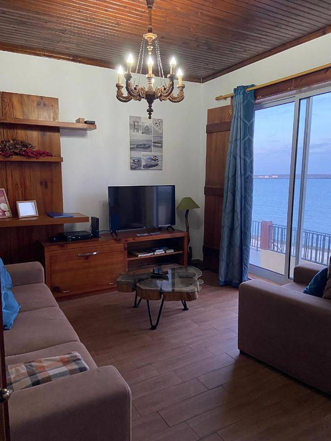 Val's Place in Praia da Vitória, Terceira