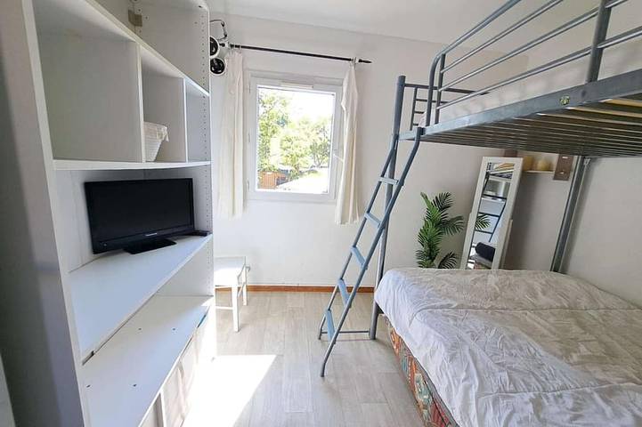 Gîte pour 7 personnes, avec terrasse et piscine dans Office De Tourisme De Marseillan - 3