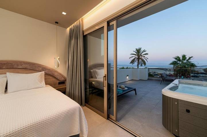 Ferienhaus für 4 Personen, mit Balkon und Terrasse sowie Whirlpool und Ausblick in Agia Galini