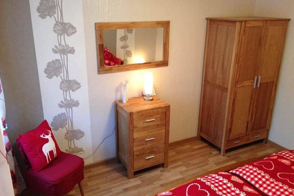 Ganze Wohnung, Ferienwohnung Sohns - 5-Bett-Ferienwohnung mit Balkon in Habscheid, Eifelkreis Bitburg-Prüm