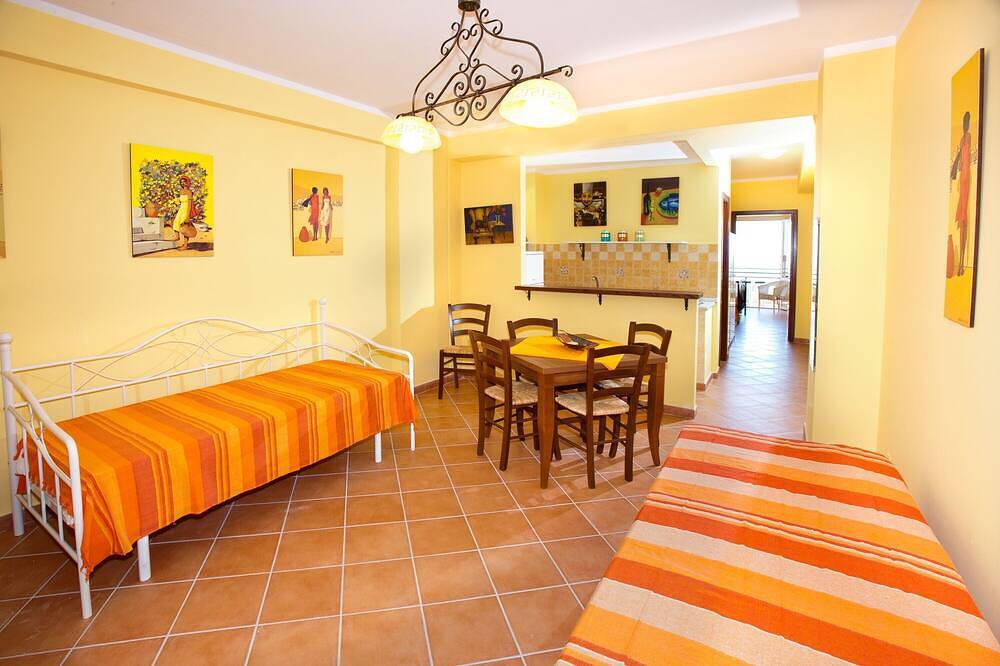 Entire apartment, Apartment Neptune at the beach with a sea view  - Letojanni, Sicily in Letojanni, Messina Province