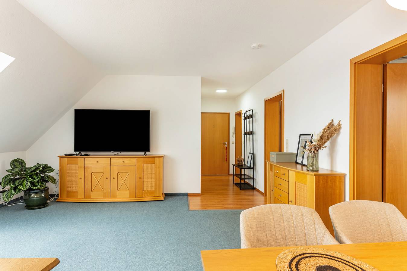 Ganze Wohnung, Komfortable 3-Zimmer-Fewo mit Parkplatz & Wlan in Sonneberg, Region Sonneberg