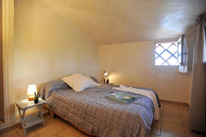 Gîte pour 4 personnes, avec balcon dans Plage de Saint Cyprien (Lecci) - 3