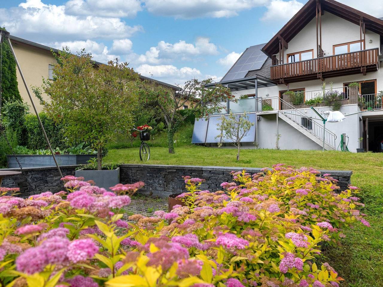 Ganze Ferienwohnung, Ferienwohnung Weingut Thielen-Nilles - Ferienwohnung Altärchen in Minheim, Bernkastel-Kues & Umgebung