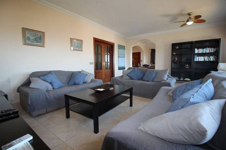 Große private Villa in Alhaurin El Grande mit eigenem Pool und Spielzimmer in Alhaurín el Grande, Málaga Provinz