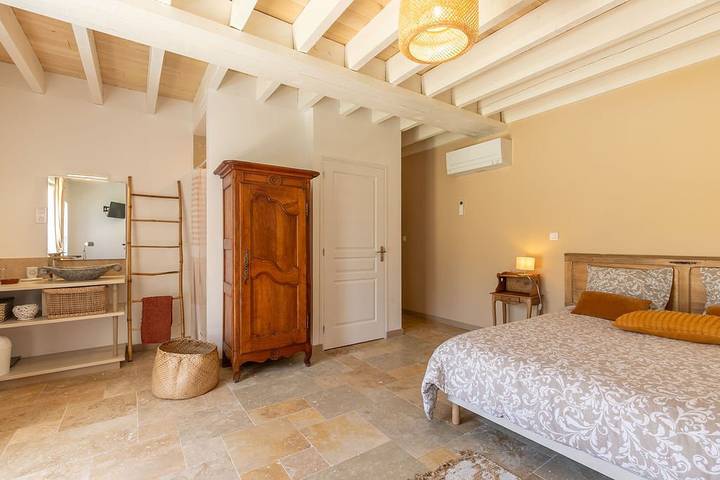 Chambre d’hôte pour 2 personnes, avec piscine et jardin