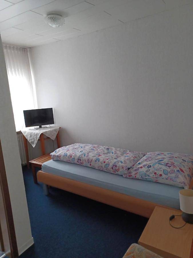 Single Room in Staufenberg, Lahntal