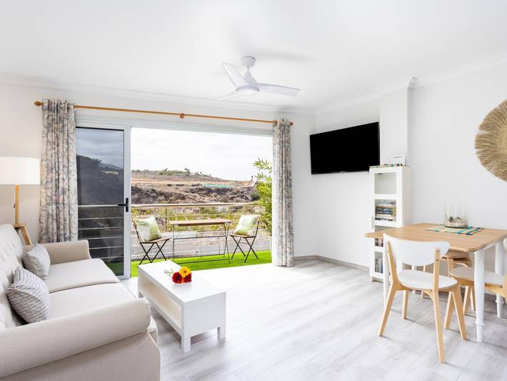 Apartamento de vacaciones para 2 personas, con vistas al mar y jardín - 1