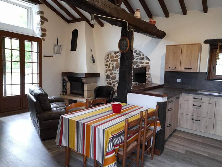 Gîte pour 4 personnes, avec jardin à Saint-Jean-le-Vieux - 3