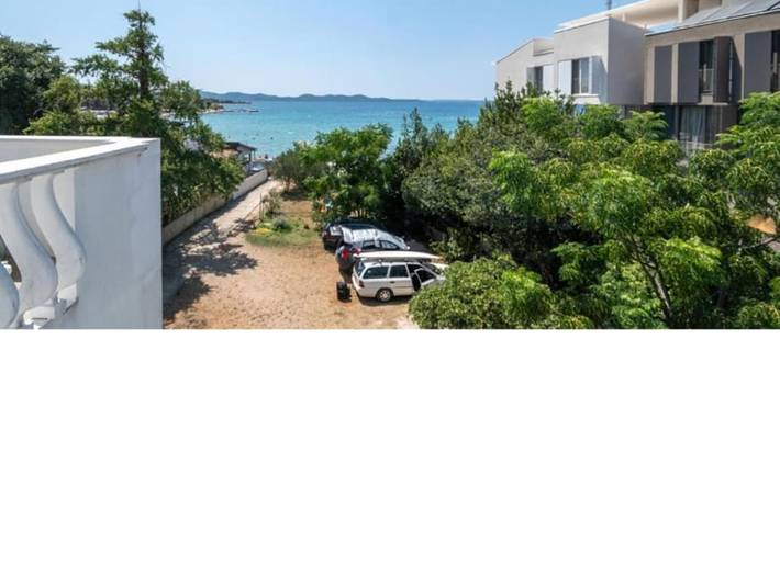 Ferienwohnung für 4 Personen, mit Meerblick und Garten in Zadar (Kommun)