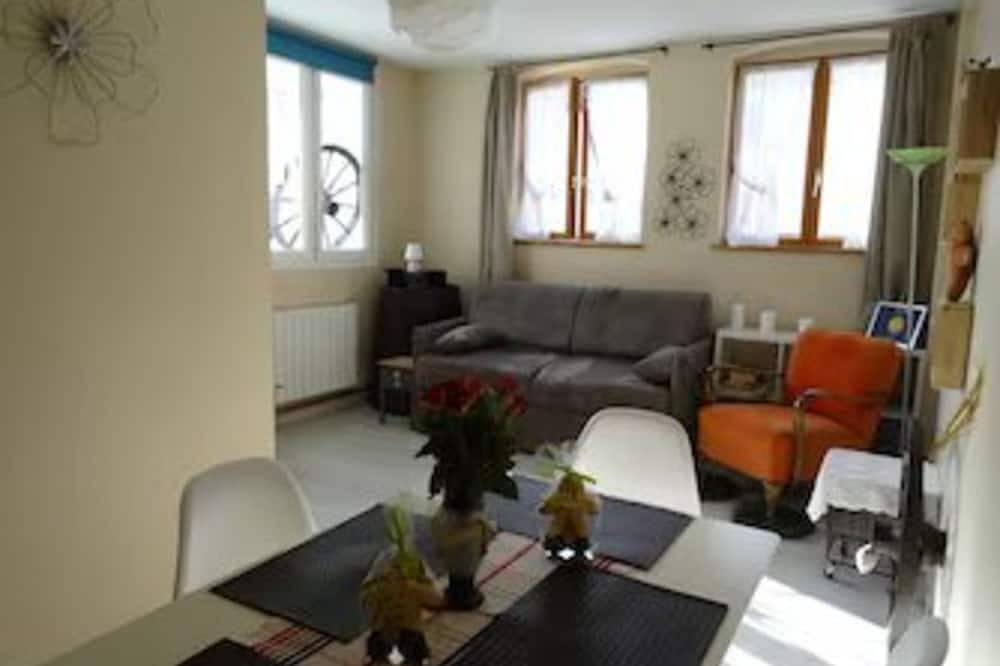 Appartement entier, Maison de Village Avec Bain à Remous et Terrasse in Kaysersberg-Vignoble, Parc naturel régional des Ballons des Vosges