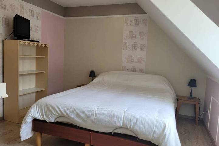 Location de vacances pour 8 personnes, avec jardin et terrasse à Angé - 4